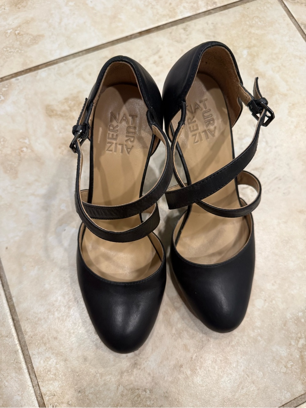 Naturalizer Black Double-Strap Closed-Toe Heels 7W